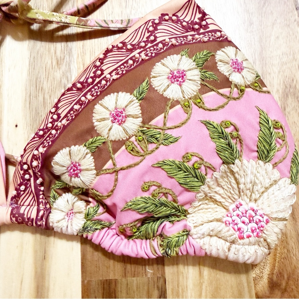 Agua Bendita SET Bikini 2 Pieces-Lolita Top & Tammy Bottom in Pink Embroidered - Picture 12 of 16